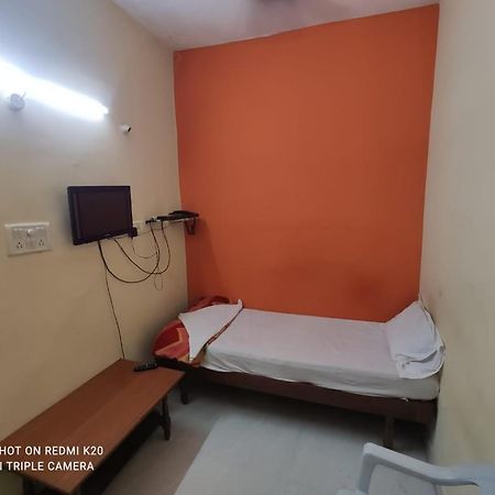Hotel Sai Nivas Residency Hajdarabad Zewnętrze zdjęcie