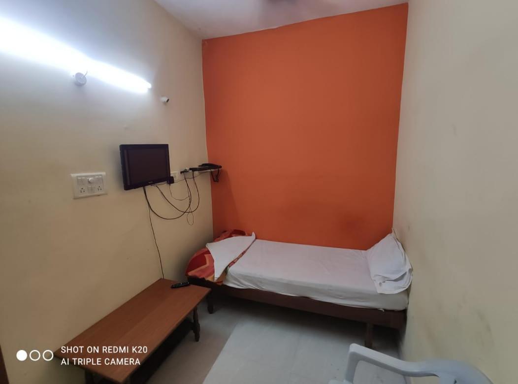 Hotel Sai Nivas Residency Hajdarabad Zewnętrze zdjęcie
